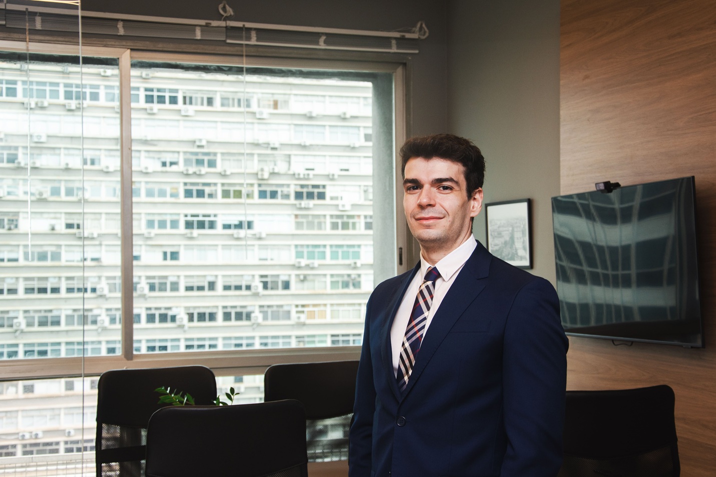 Dr. Fernando Lamenza